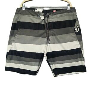 Volcom Maguro Stripe Board Shorts Mens 38 Black Gray White V25 Stretch